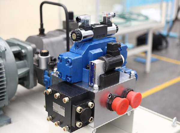 糖心在线观看视频播放配件--液压元件，油缸密封圈等